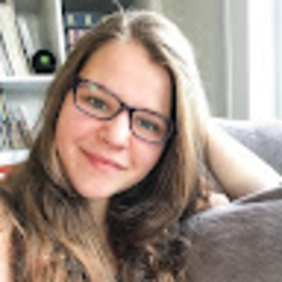 Meet your Posher, Emily - Picture 1 of 1